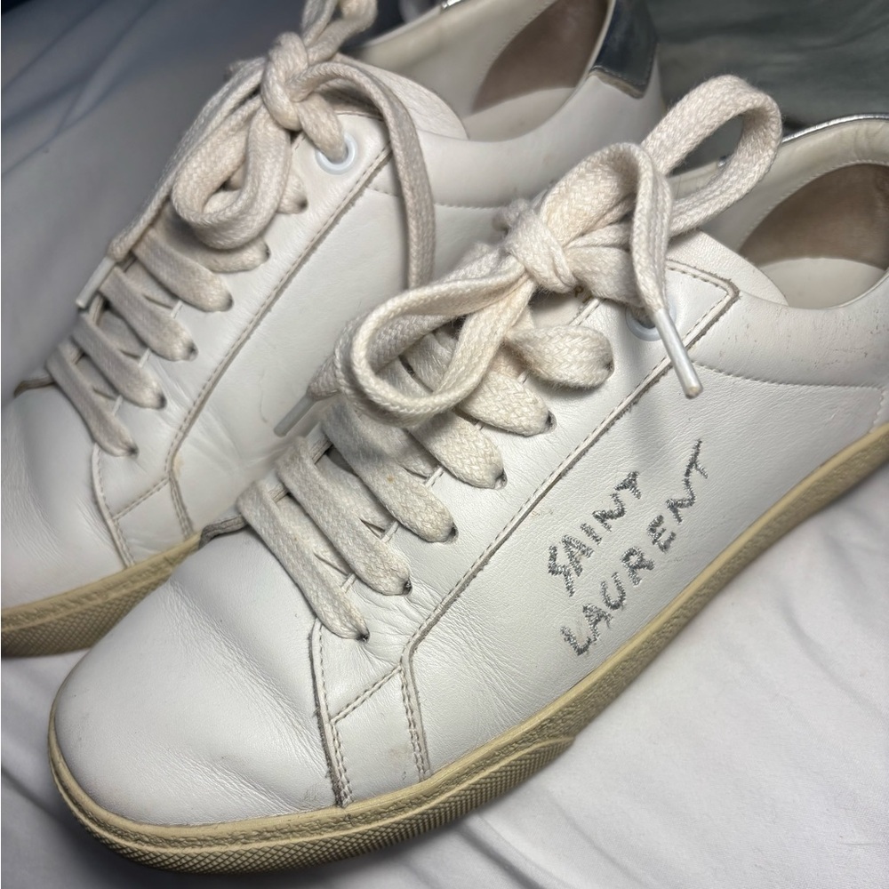 Saint Laurent sneakers great condition in white , size 36.5